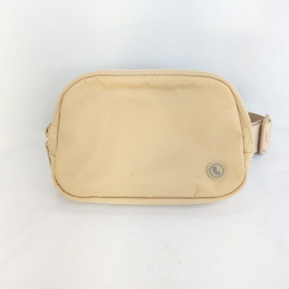 Lole Jamie Belt Bag Fanny Pack Womens Adjustable Strap Crossbody Tan Beige Nylon